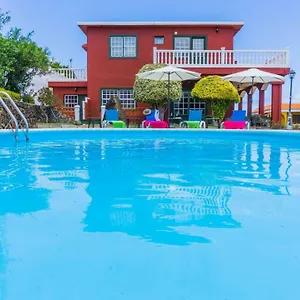 La Rivera Apartment
